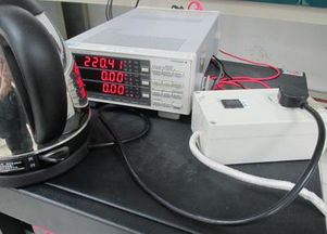 手機電腦充電器留在插座上是否耗電？電線電纜的作用與安全使用