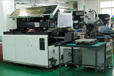 P10戶外電子廣告大屏幕 廠家價(jià)格、設(shè)備租售與演藝應(yīng)用全解析